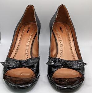 Pretty Black Patent Office Shoe Size 40